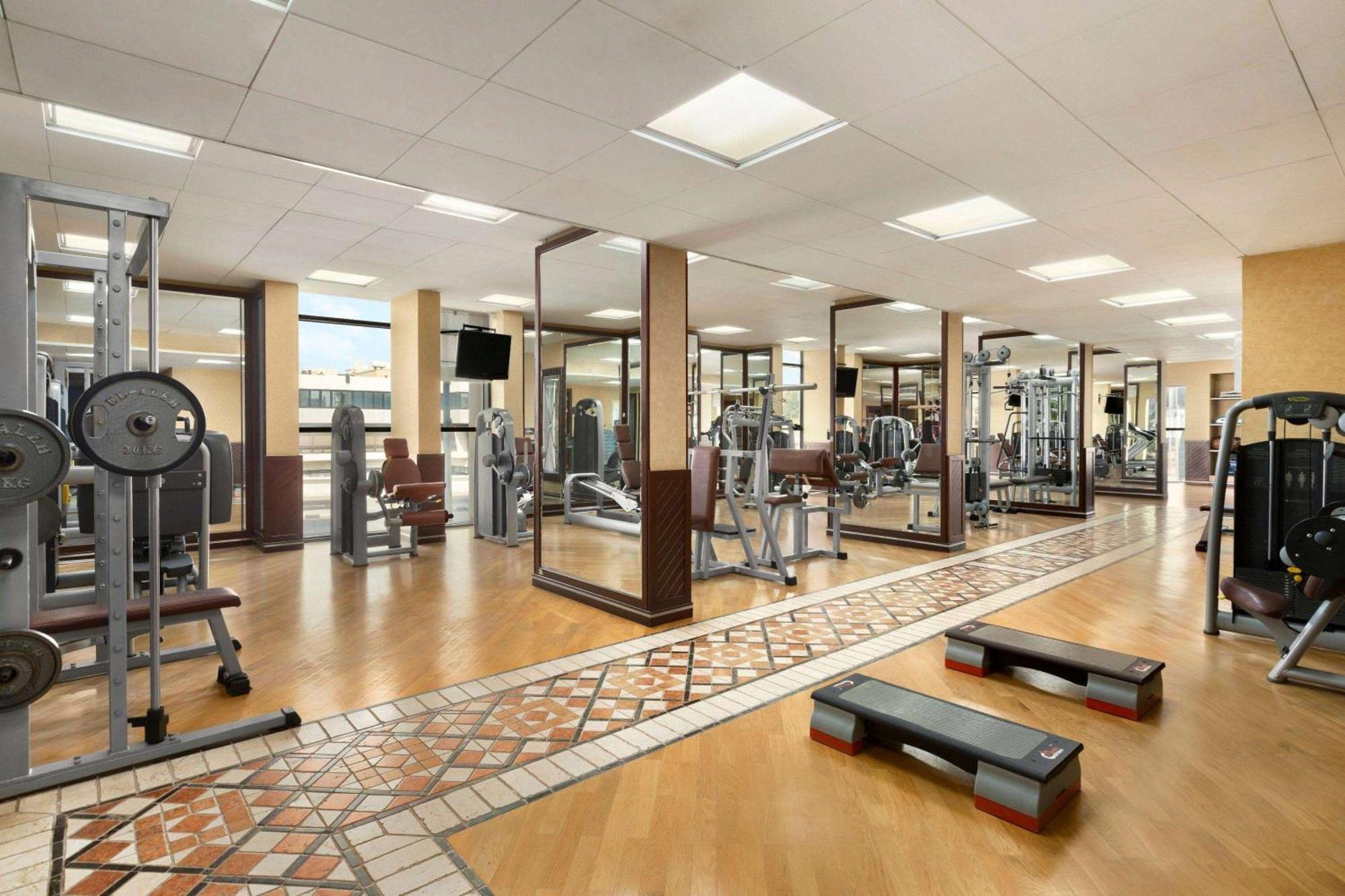 Ramada By Wyndham Continental