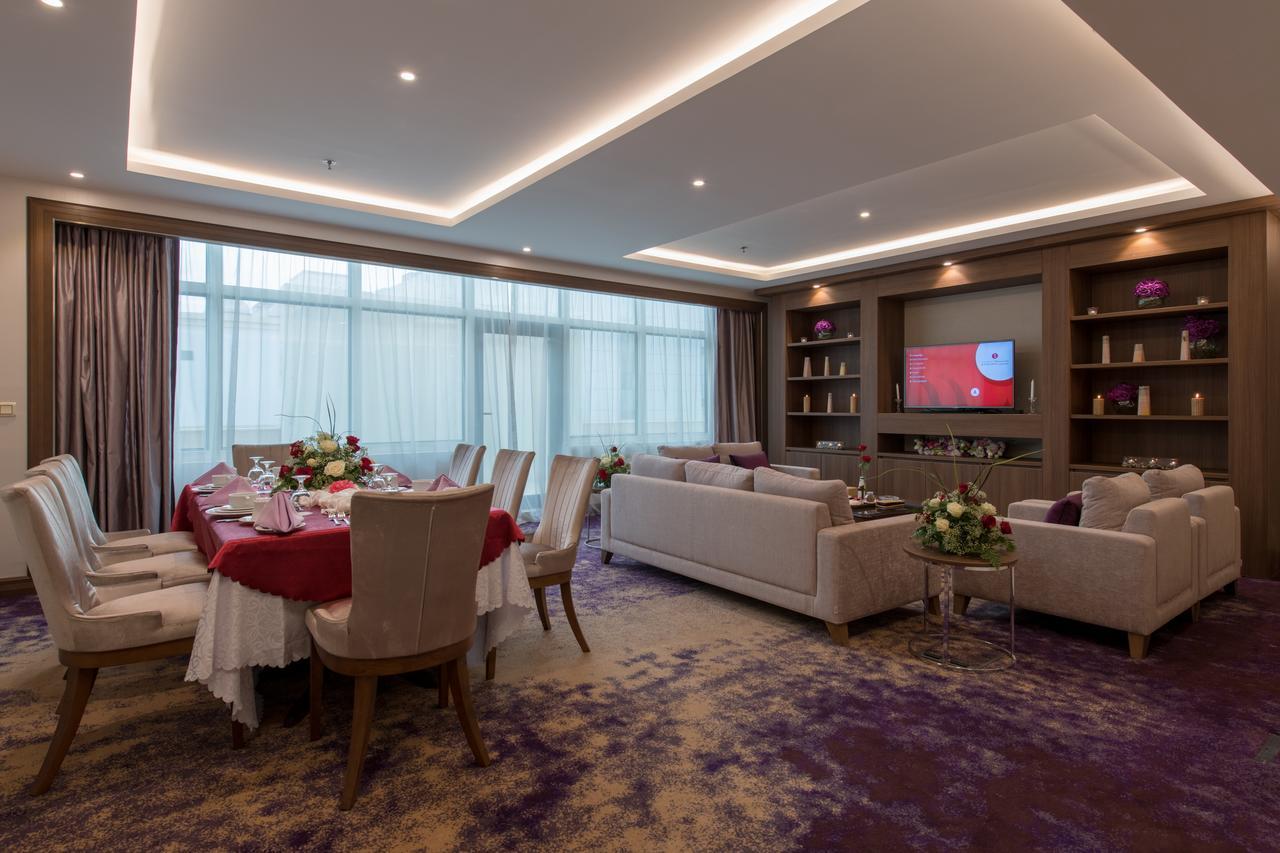 Ramada By Wyndham Continental Hotel Jeddah