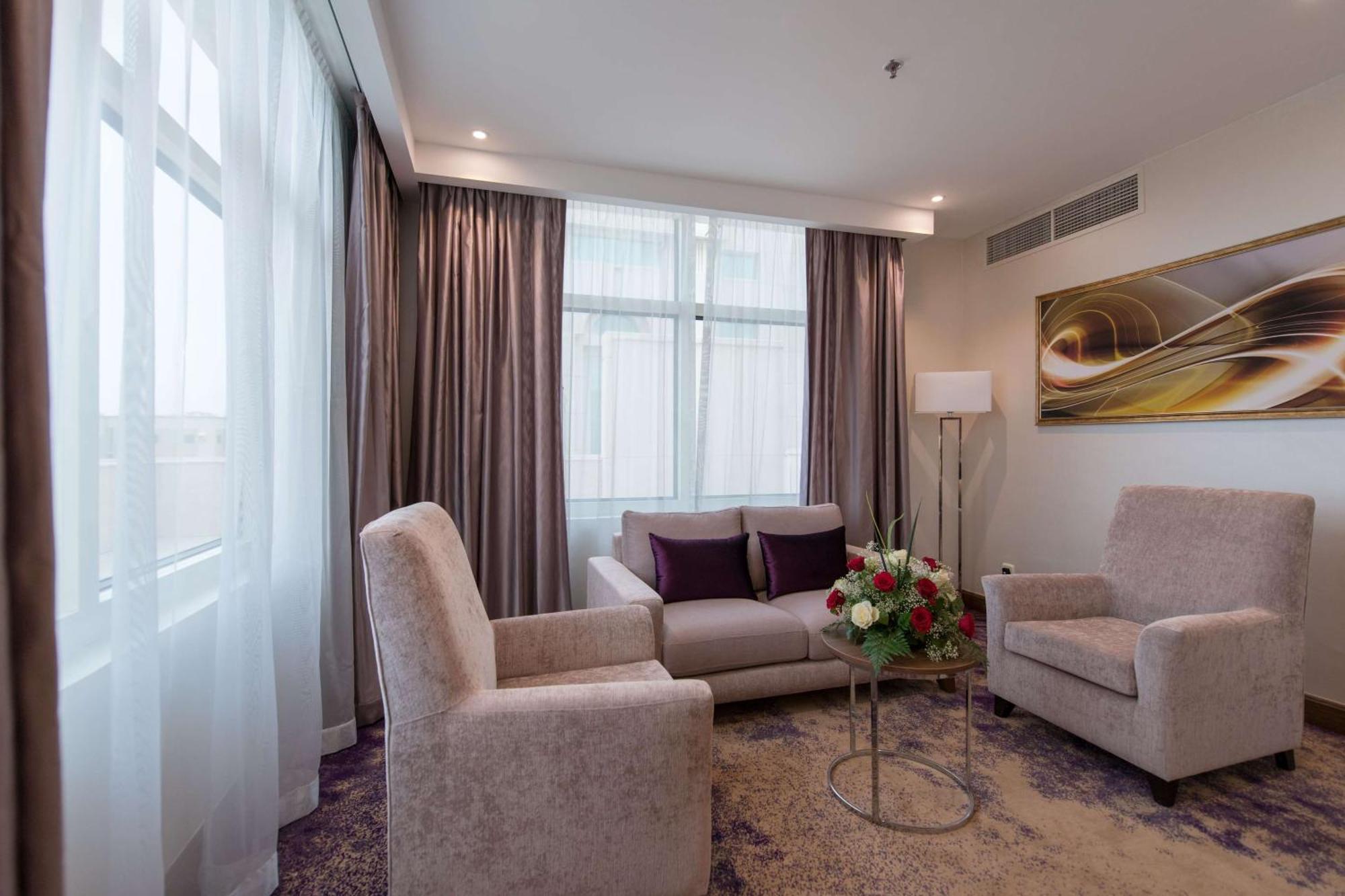 Ramada By Wyndham Continental Jeddah