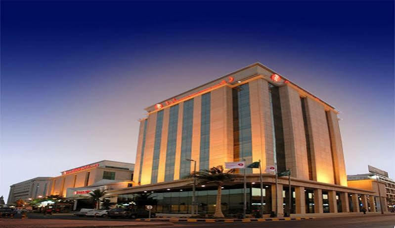 Ramada By Wyndham Continental Hotel